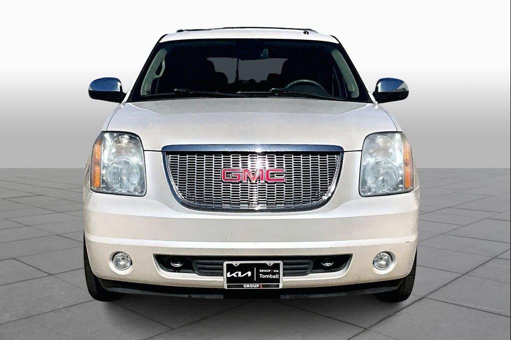 used 2012 GMC Yukon car, priced at $11,900