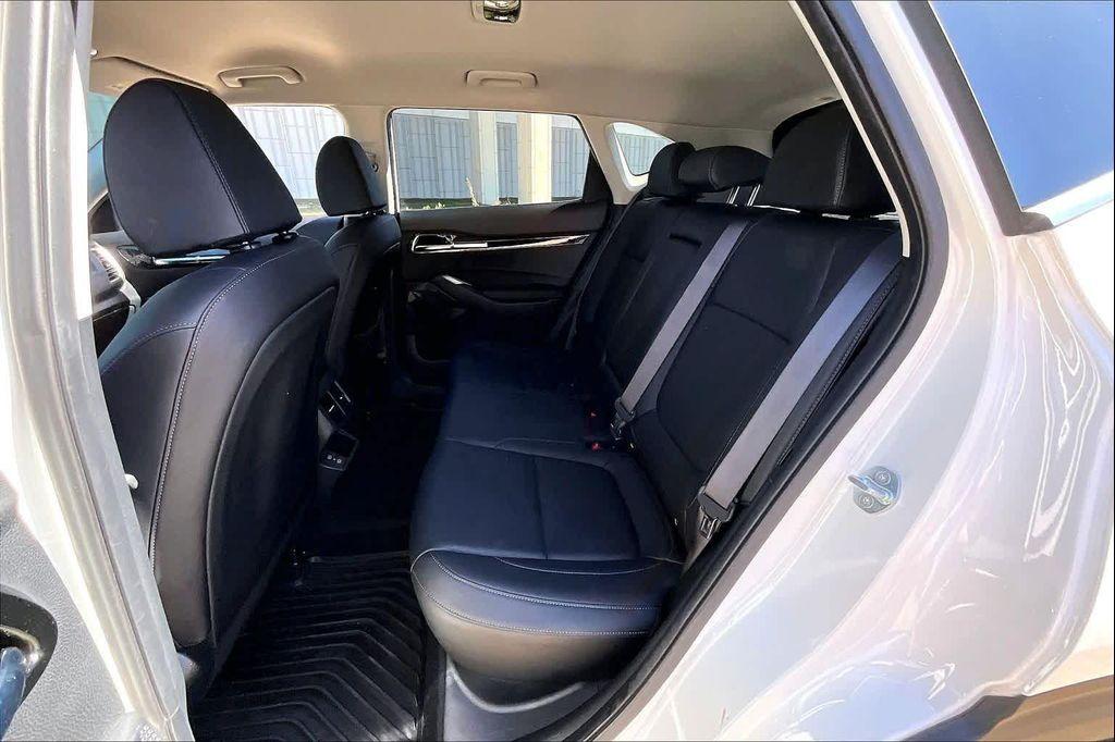 used 2024 Kia Seltos car, priced at $23,900