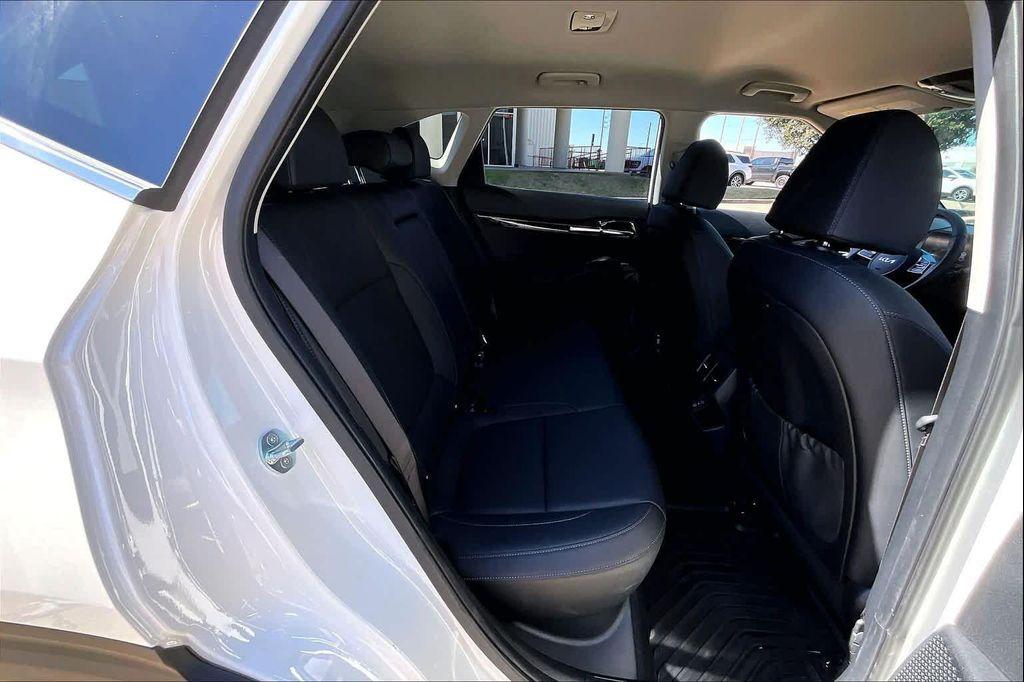 used 2024 Kia Seltos car, priced at $23,900