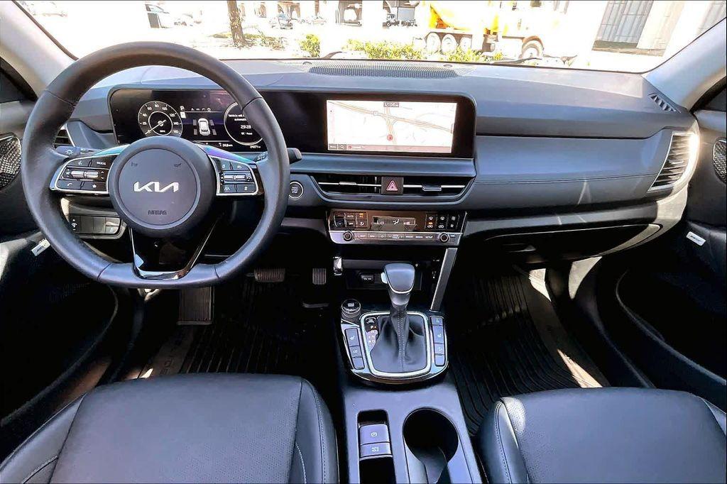 used 2024 Kia Seltos car, priced at $23,900