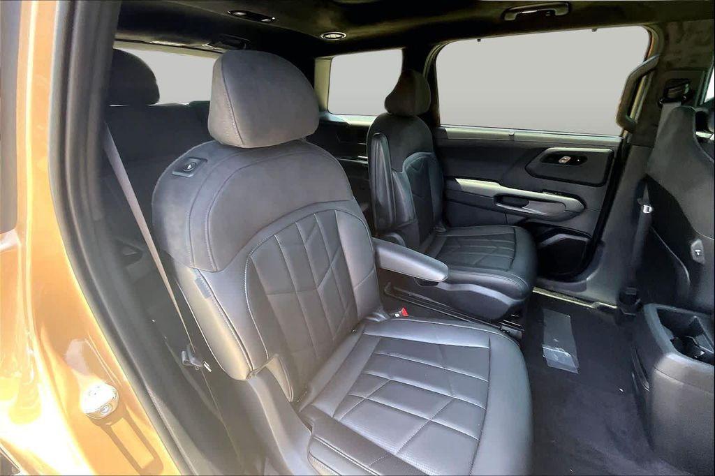 used 2027 Kia Telluride car, priced at $54,125