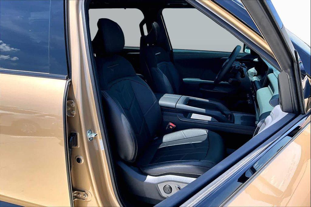 used 2027 Kia Telluride car, priced at $54,125