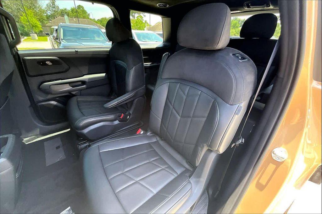 used 2027 Kia Telluride car, priced at $54,125