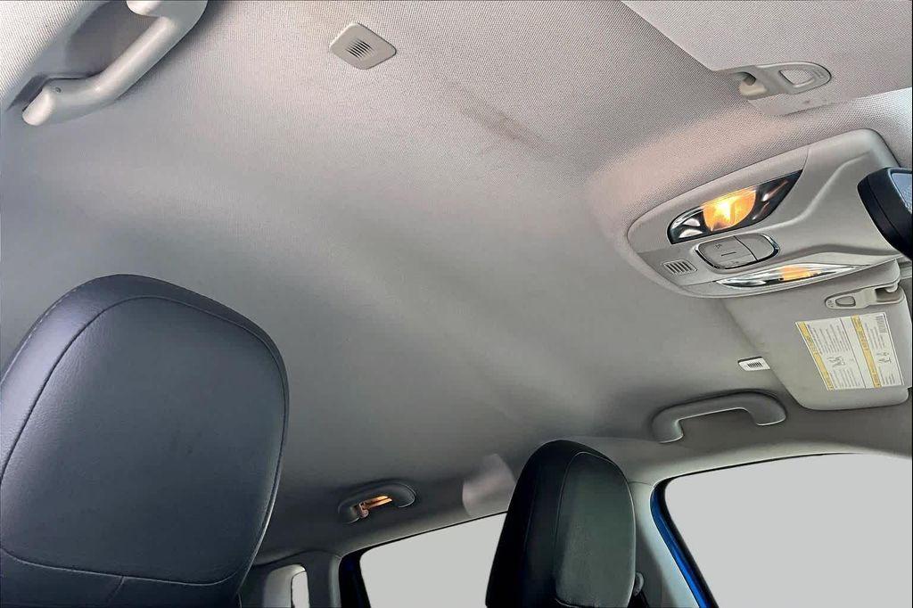 used 2019 Jeep Compass car, priced at $13,125