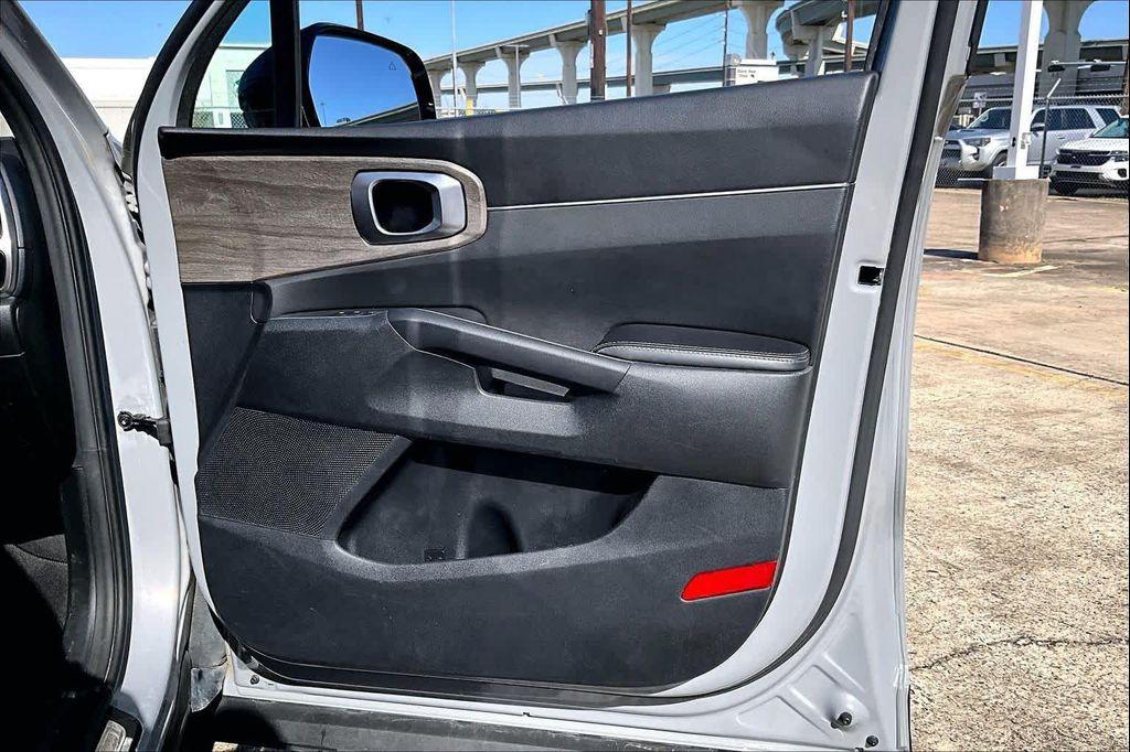 used 2022 Kia Sorento car, priced at $18,600