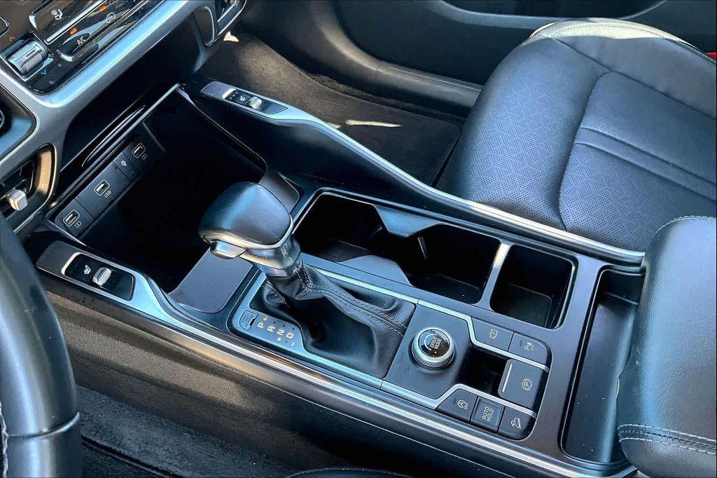 used 2022 Kia Sorento car, priced at $18,600