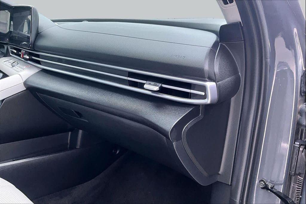 used 2025 Hyundai Elantra car, priced at $21,725