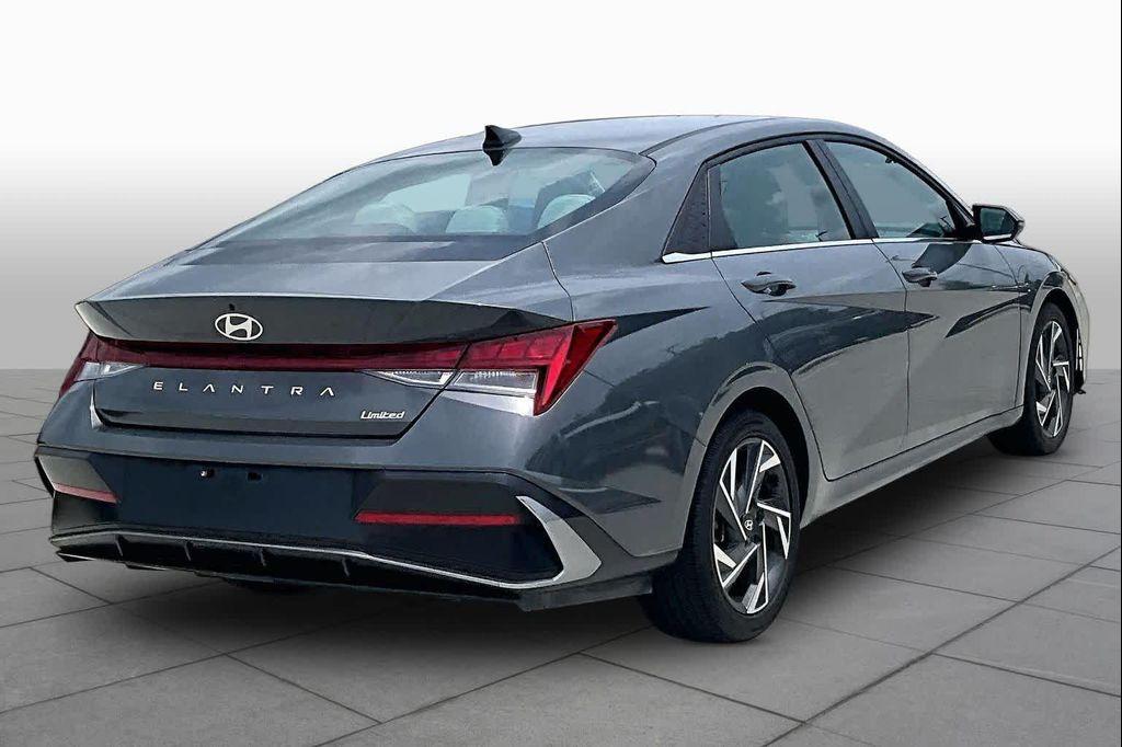 used 2025 Hyundai Elantra car, priced at $21,725