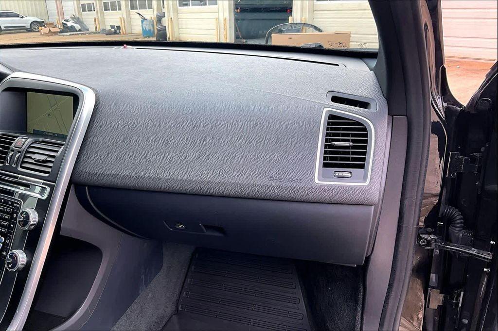 used 2016 Volvo XC60 car, priced at $14,900