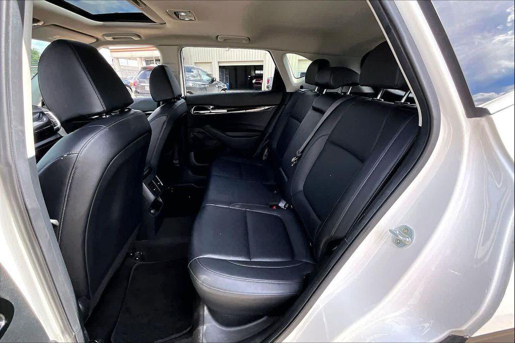 used 2021 Kia Seltos car, priced at $13,100