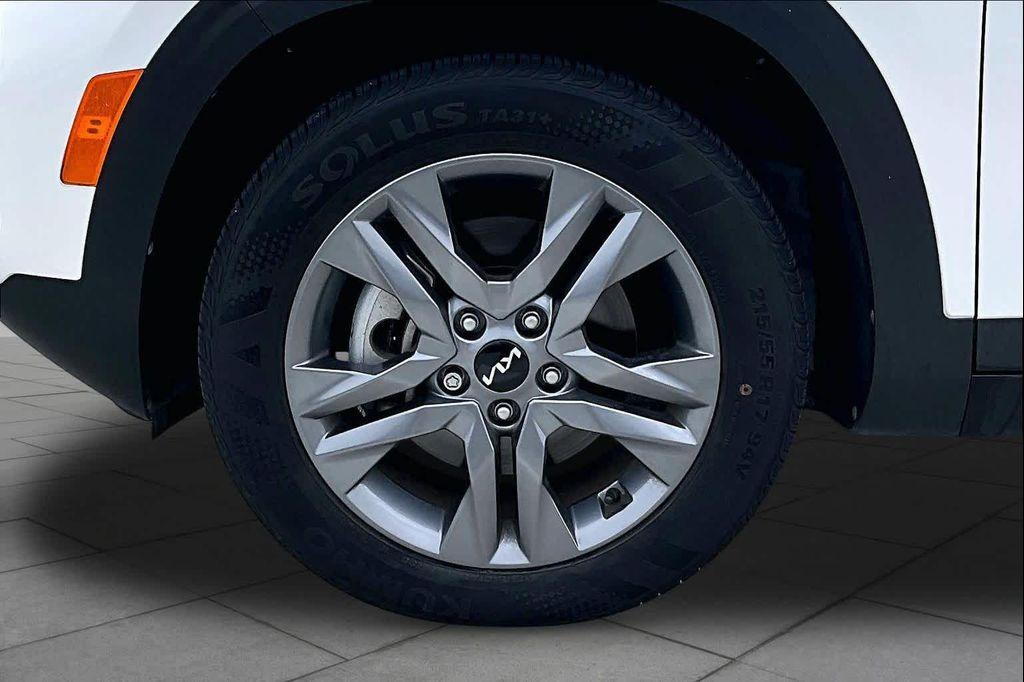 used 2023 Kia Seltos car, priced at $22,625