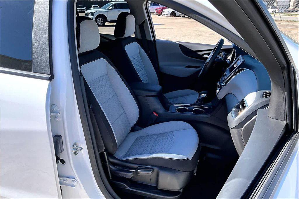 used 2024 Chevrolet Equinox car, priced at $18,976