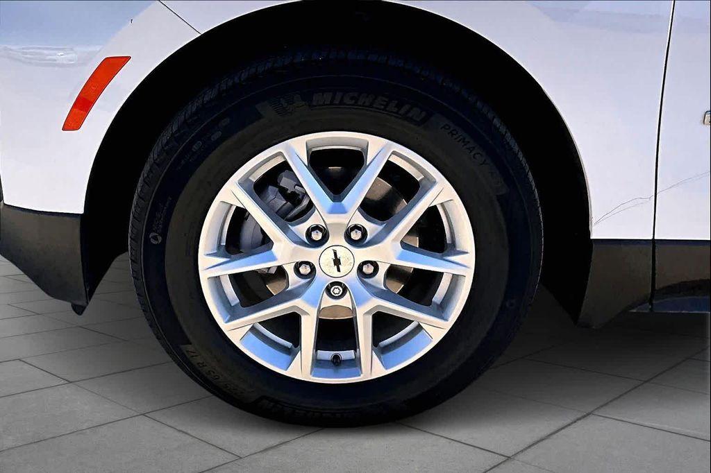 used 2024 Chevrolet Equinox car, priced at $18,976
