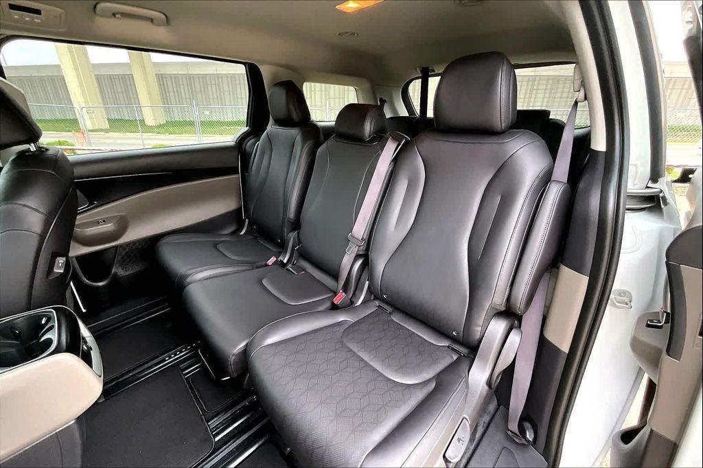 used 2026 Kia Carnival car, priced at $37,525