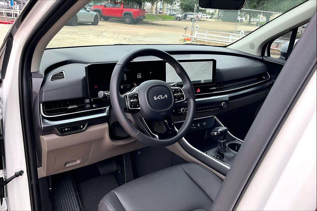 used 2026 Kia Carnival car, priced at $37,525