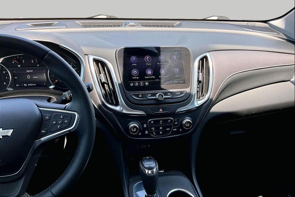 used 2021 Chevrolet Equinox car, priced at $21,925