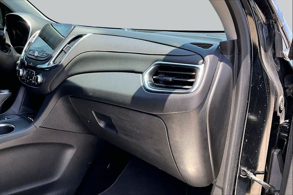 used 2021 Chevrolet Equinox car, priced at $21,925