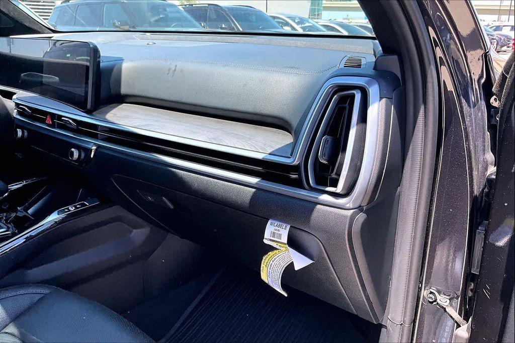 used 2026 Kia Sorento car, priced at $41,025