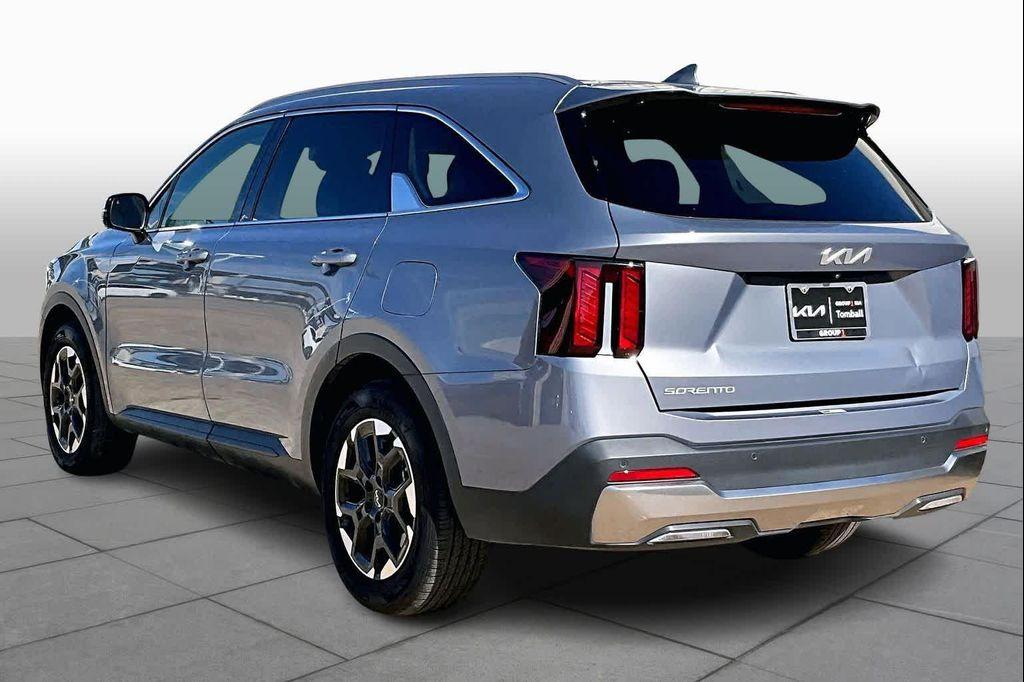 used 2024 Kia Sorento car, priced at $23,200