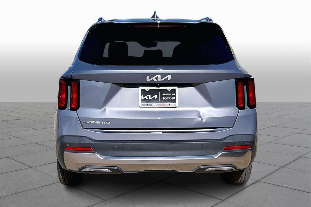 used 2024 Kia Sorento car, priced at $23,200