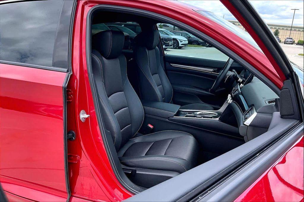 used 2022 Honda Accord Hybrid car, priced at $22,125
