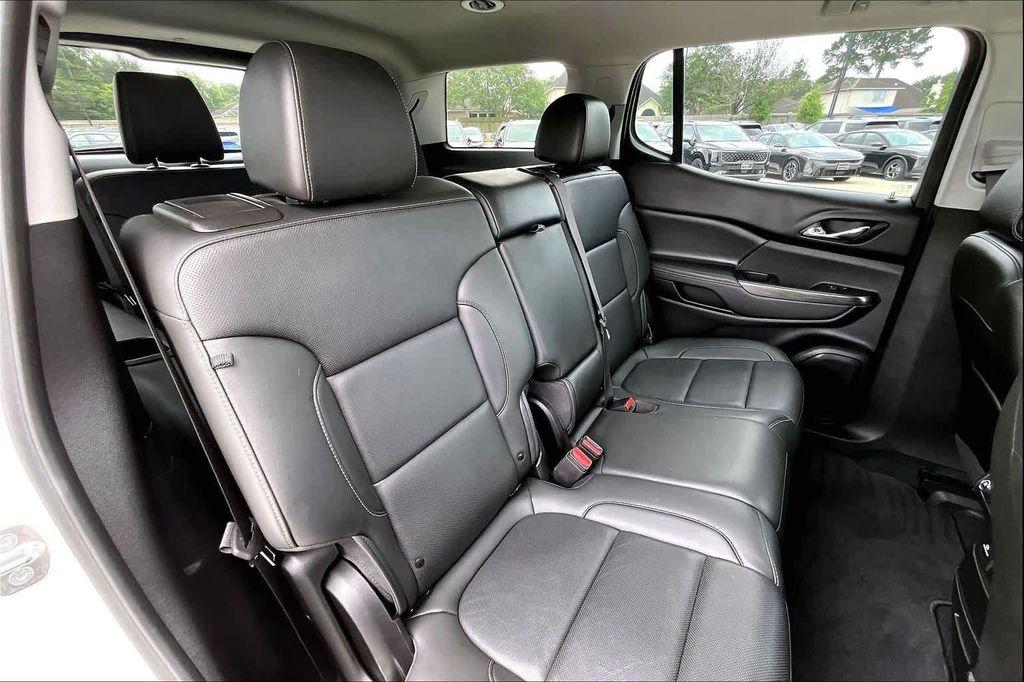 used 2023 GMC Acadia car, priced at $29,825