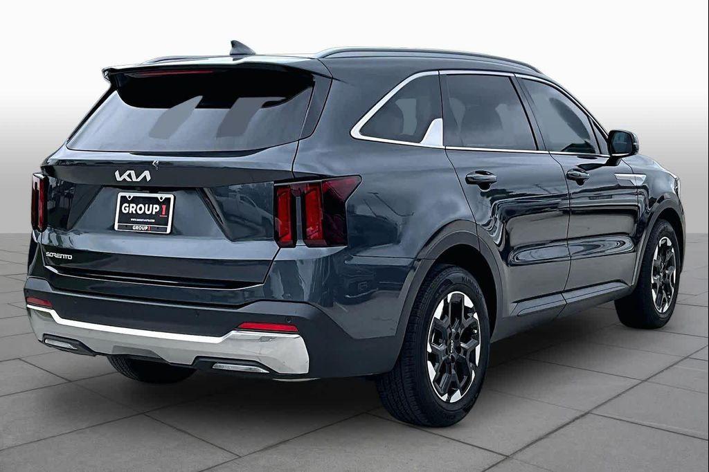 used 2024 Kia Sorento car, priced at $29,025