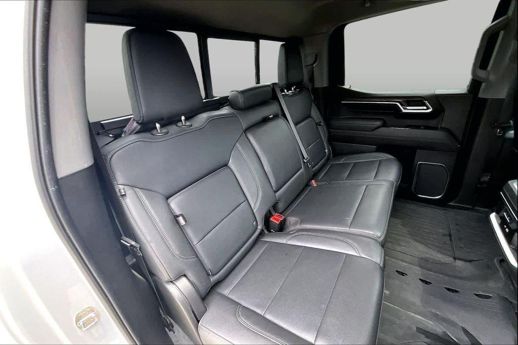 used 2022 GMC Sierra 1500 car, priced at $42,625