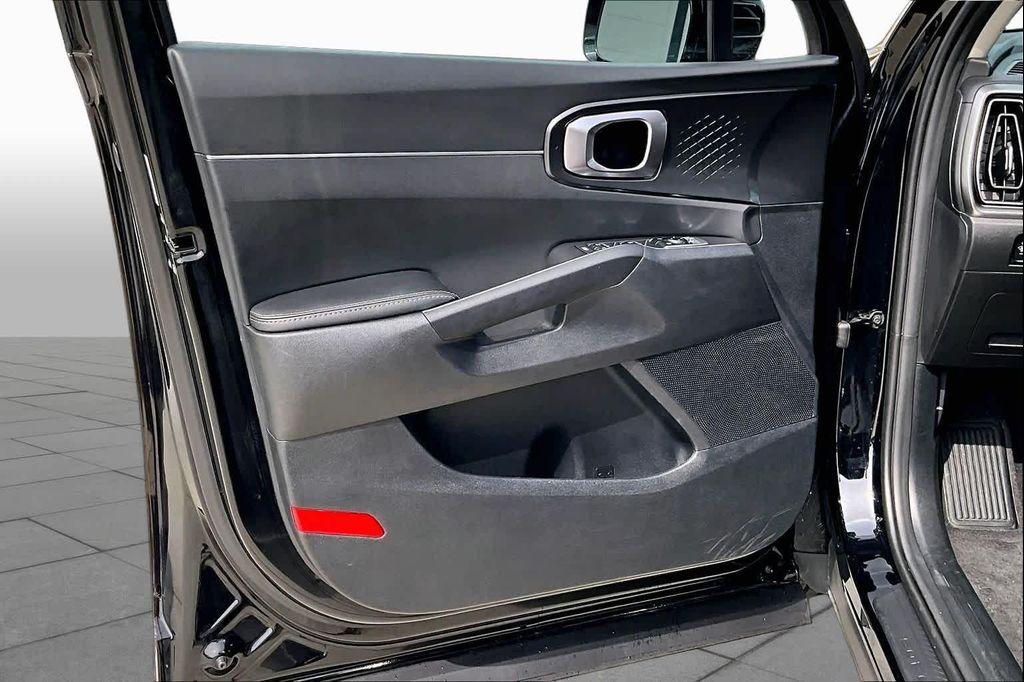 used 2026 Kia Sorento car, priced at $31,125