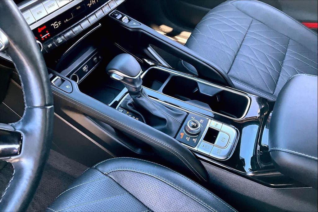 used 2024 Kia Telluride car, priced at $38,825