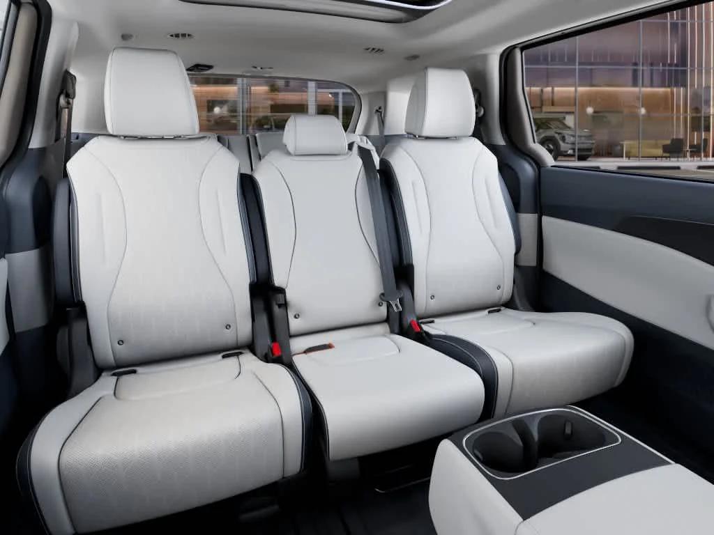 new 2026 Kia Carnival Hybrid car, priced at $52,345