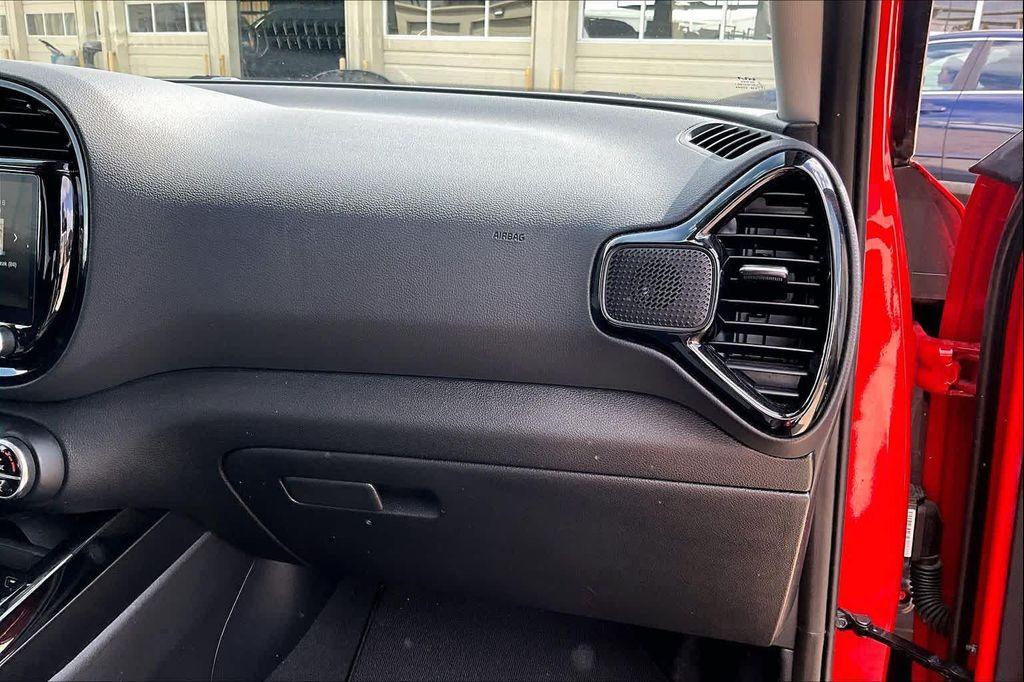 used 2025 Kia Soul car, priced at $20,600