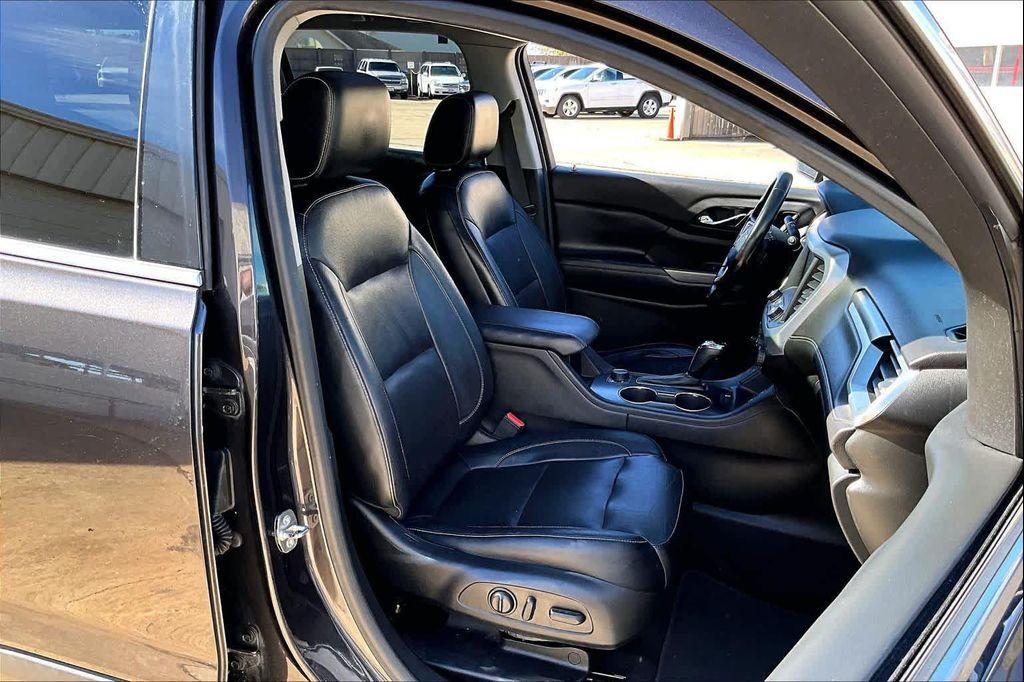 used 2018 GMC Acadia car, priced at $12,987