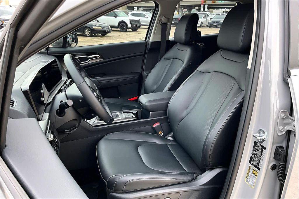 used 2026 Kia Sportage car, priced at $29,900