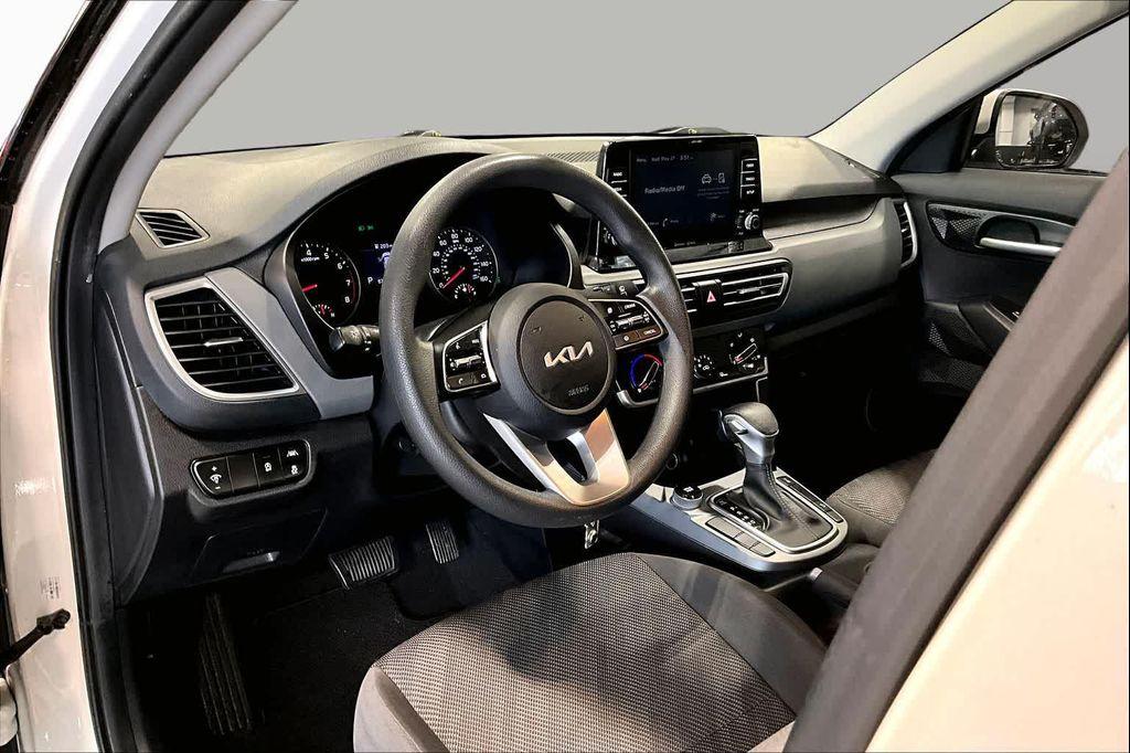 used 2023 Kia Seltos car, priced at $18,625