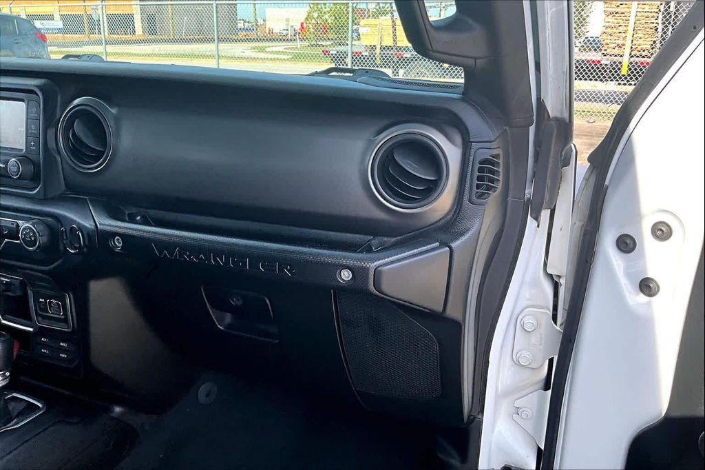 used 2018 Jeep Wrangler Unlimited car, priced at $18,551