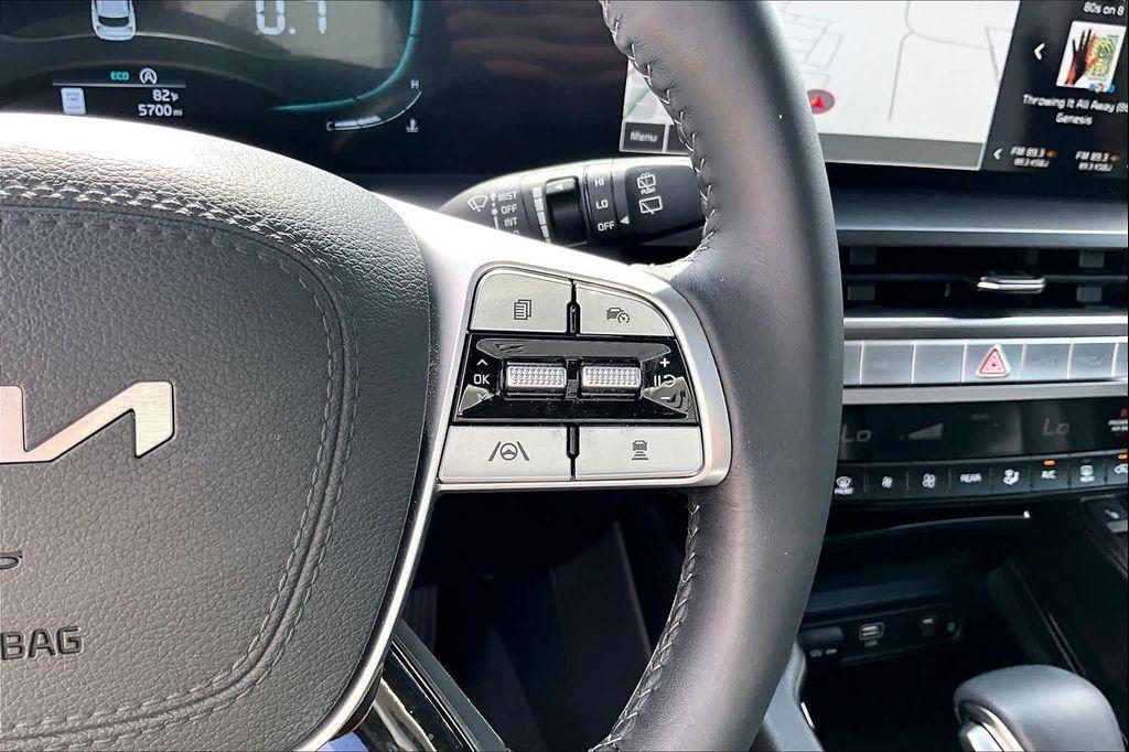 used 2025 Kia Telluride car, priced at $37,200