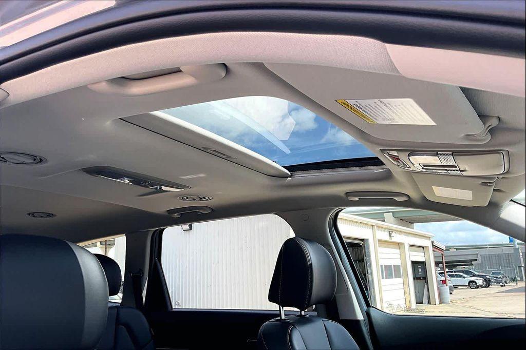 used 2025 Kia Telluride car, priced at $37,200