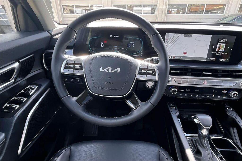 used 2025 Kia Telluride car, priced at $37,200