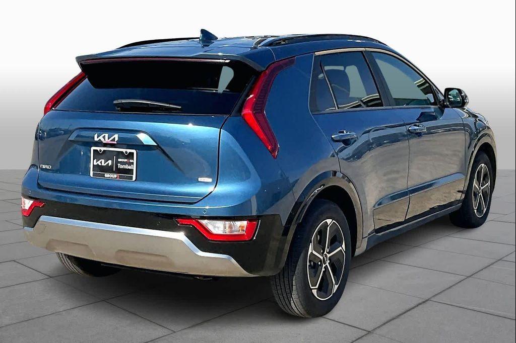 used 2025 Kia Niro car, priced at $29,700