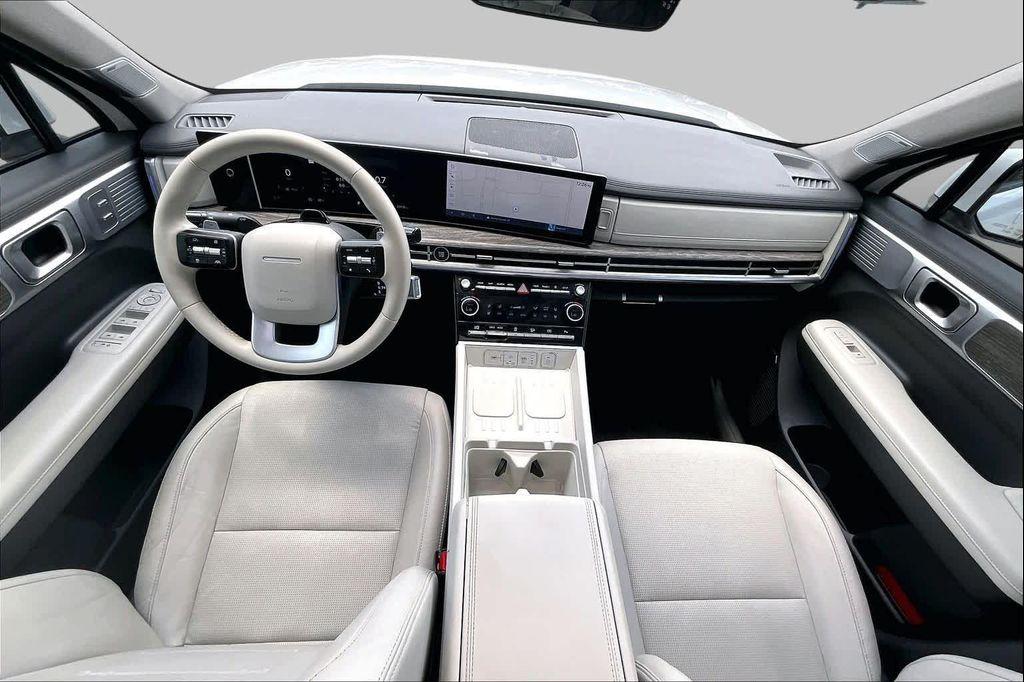 used 2024 Hyundai Santa Fe car, priced at $34,977