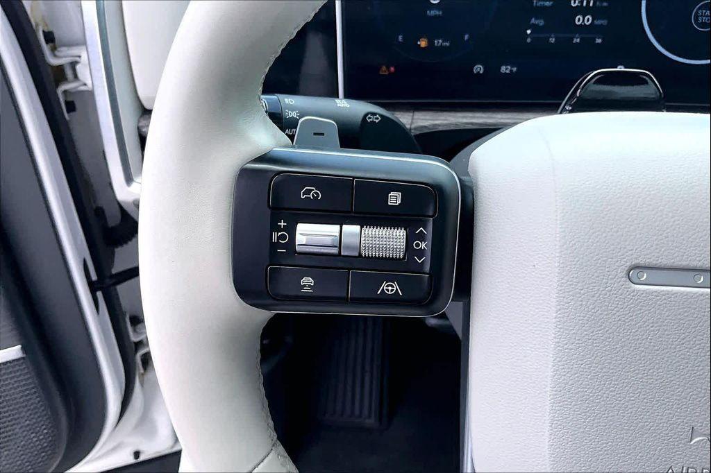 used 2024 Hyundai Santa Fe car, priced at $34,977