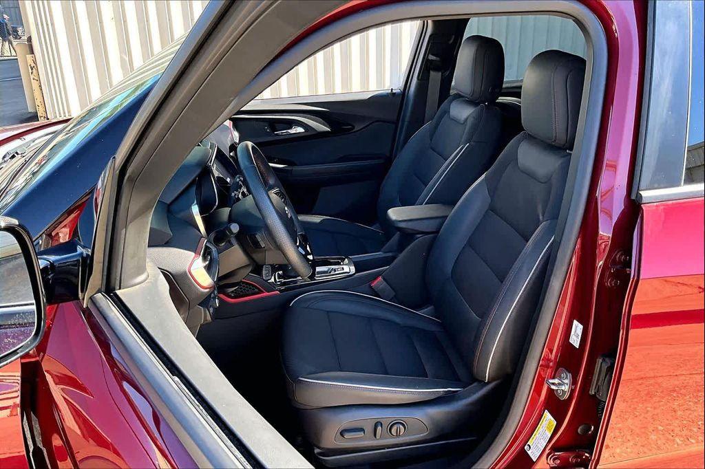 used 2023 Chevrolet TrailBlazer car, priced at $22,300