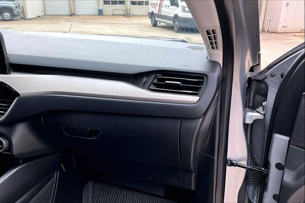 used 2021 Ford Escape car, priced at $12,800