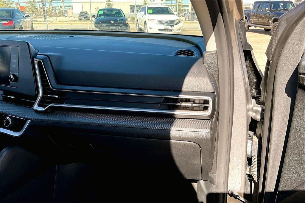 used 2024 Kia Sportage car, priced at $19,400