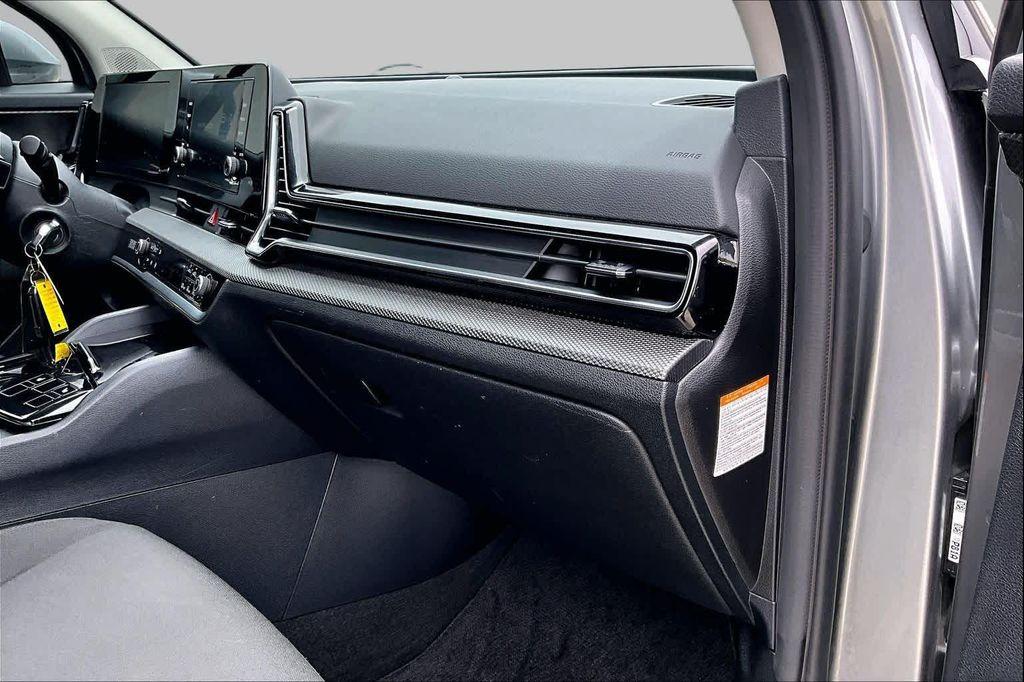 used 2024 Kia Sportage Hybrid car, priced at $26,025