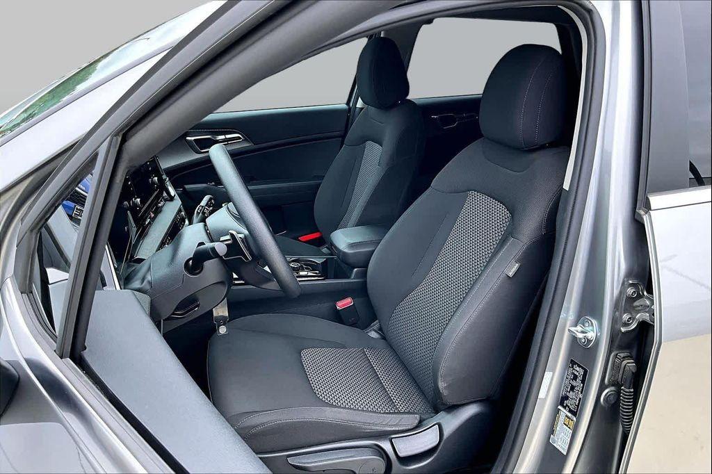 used 2024 Kia Sportage Hybrid car, priced at $26,025