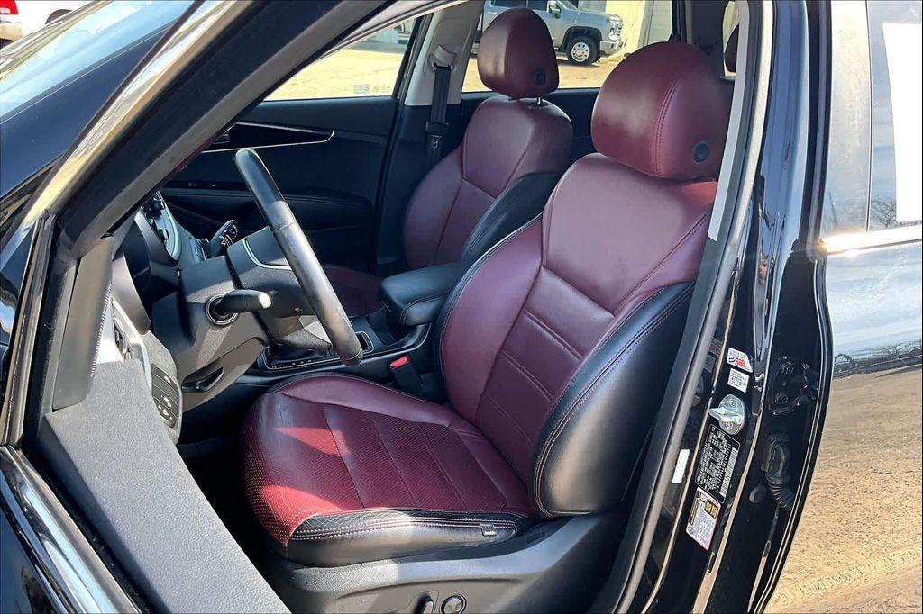 used 2020 Kia Sorento car, priced at $18,777