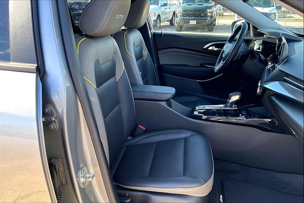 used 2025 Chevrolet Trax car, priced at $24,500