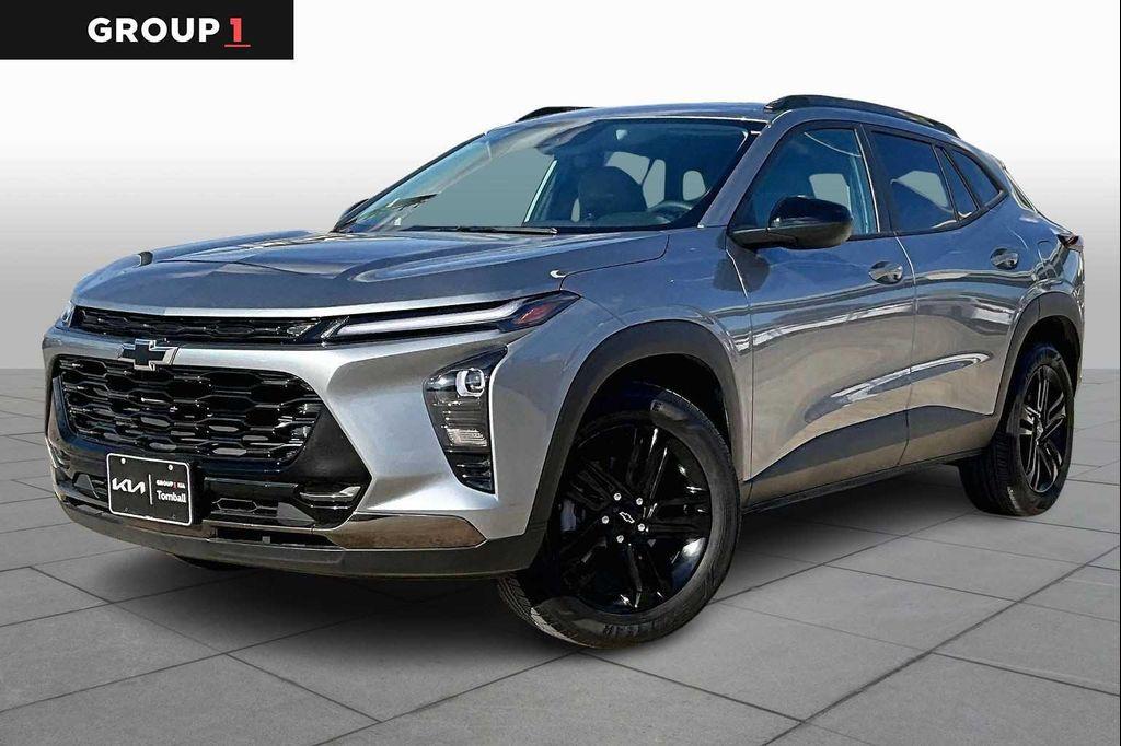 used 2025 Chevrolet Trax car, priced at $24,500